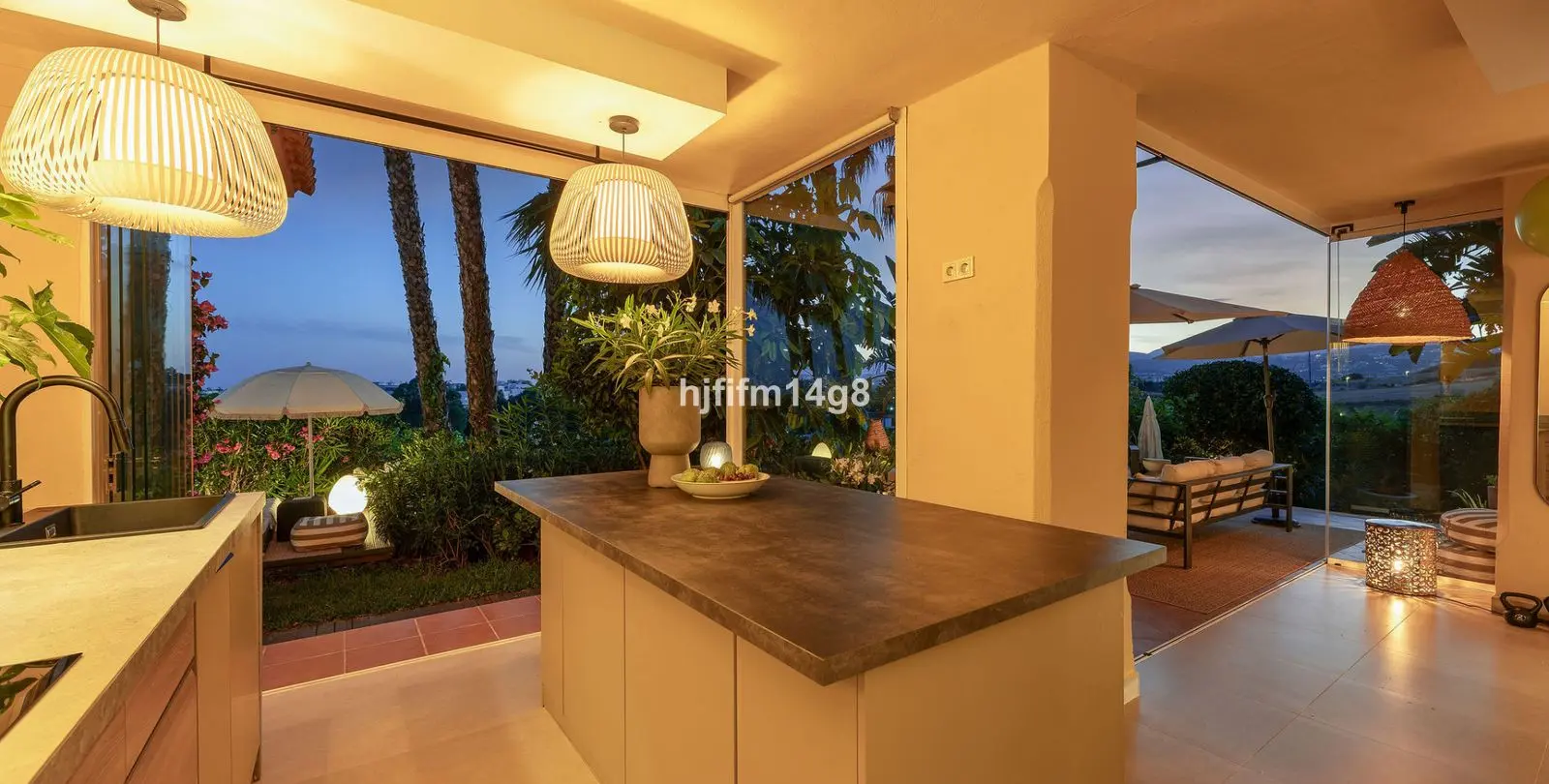 Venta de apartamento en planta baja en Nueva Andalucía 29
