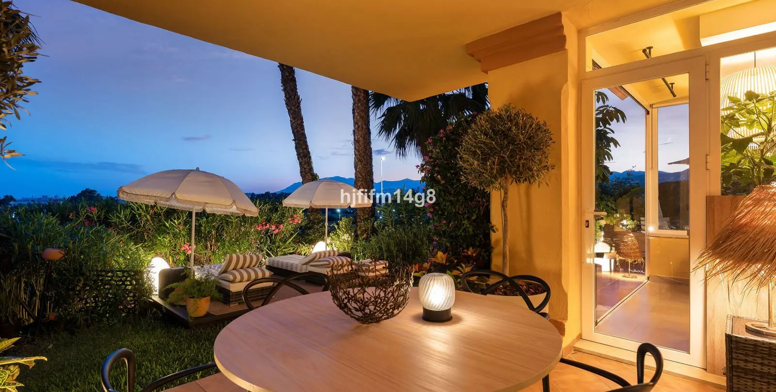 Venta de apartamento en planta baja en Nueva Andalucía 33