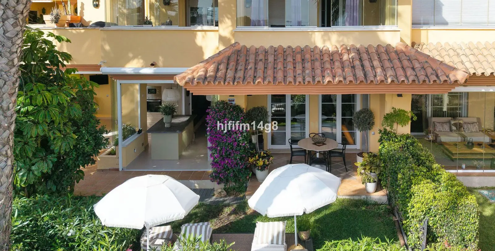 Venta de apartamento en planta baja en Nueva Andalucía 36