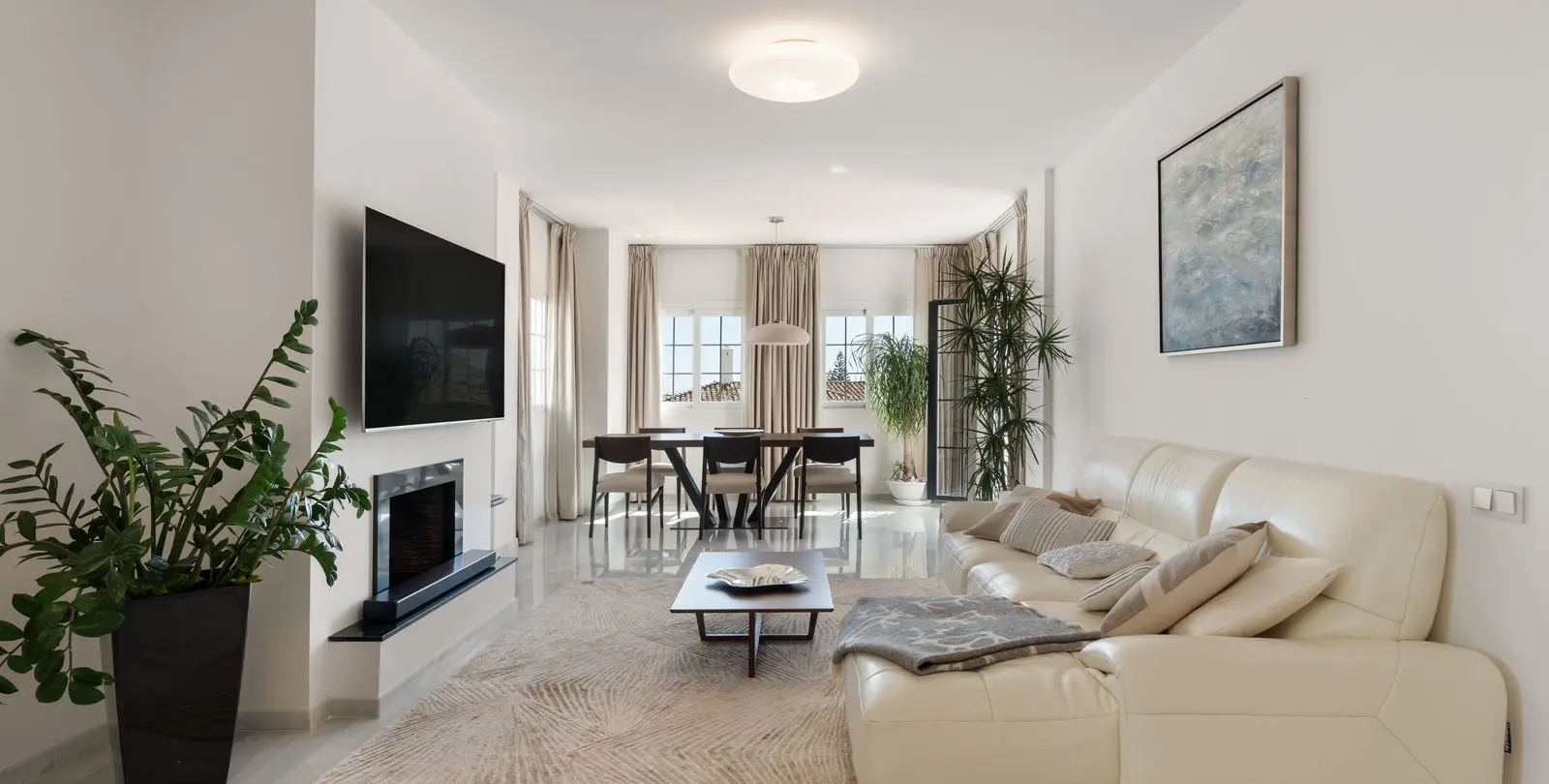 Venta de apartamento en planta media en Nueva Andalucía 10