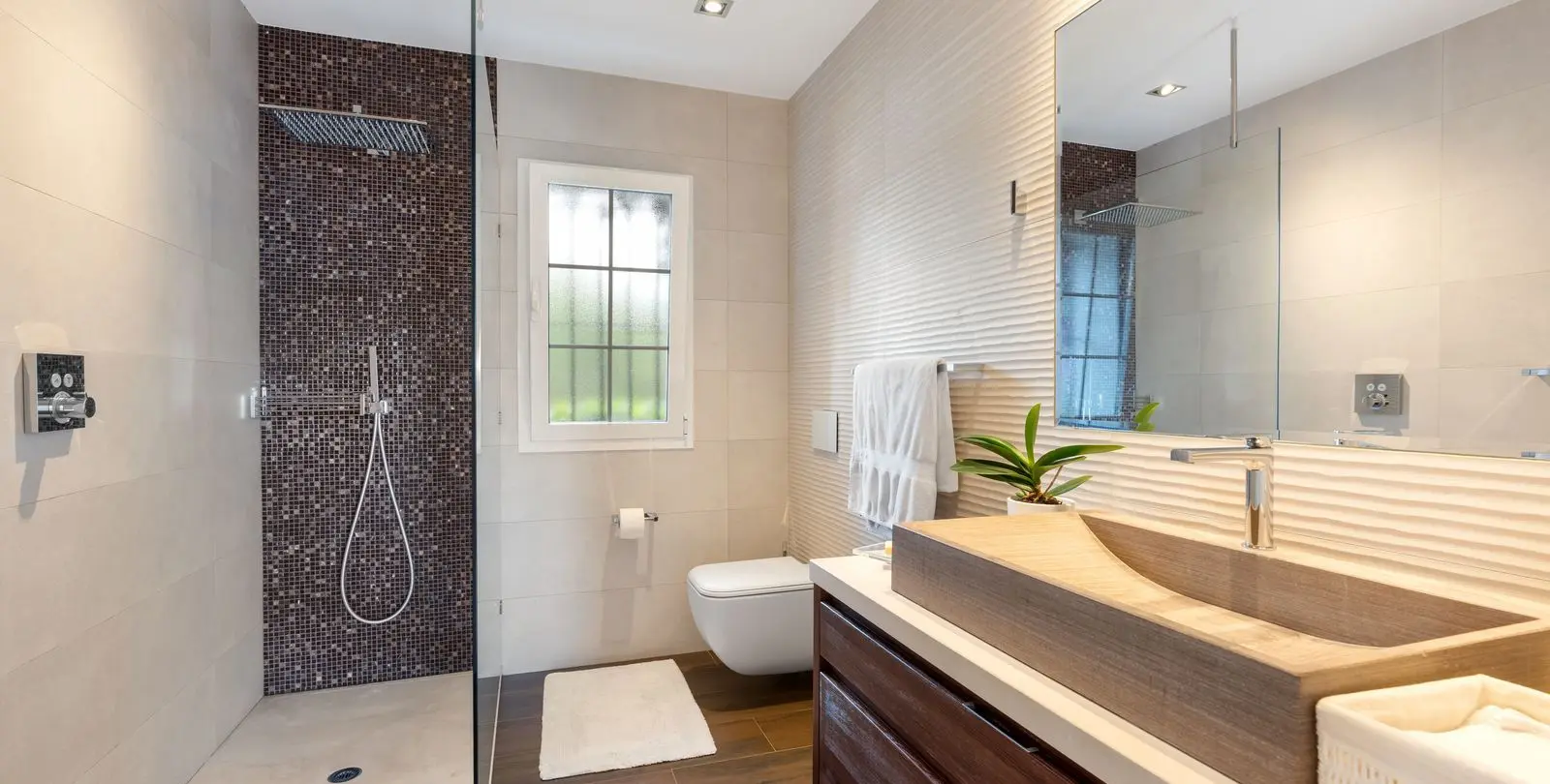 Venta de apartamento en planta media en Nueva Andalucía 14