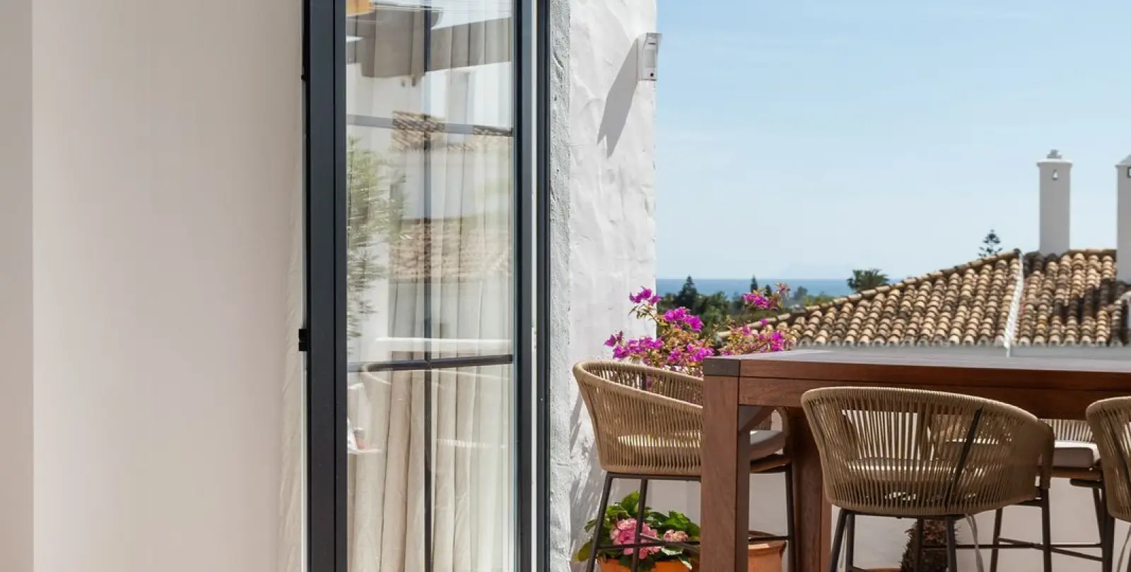 Venta de apartamento en planta media en Nueva Andalucía 22