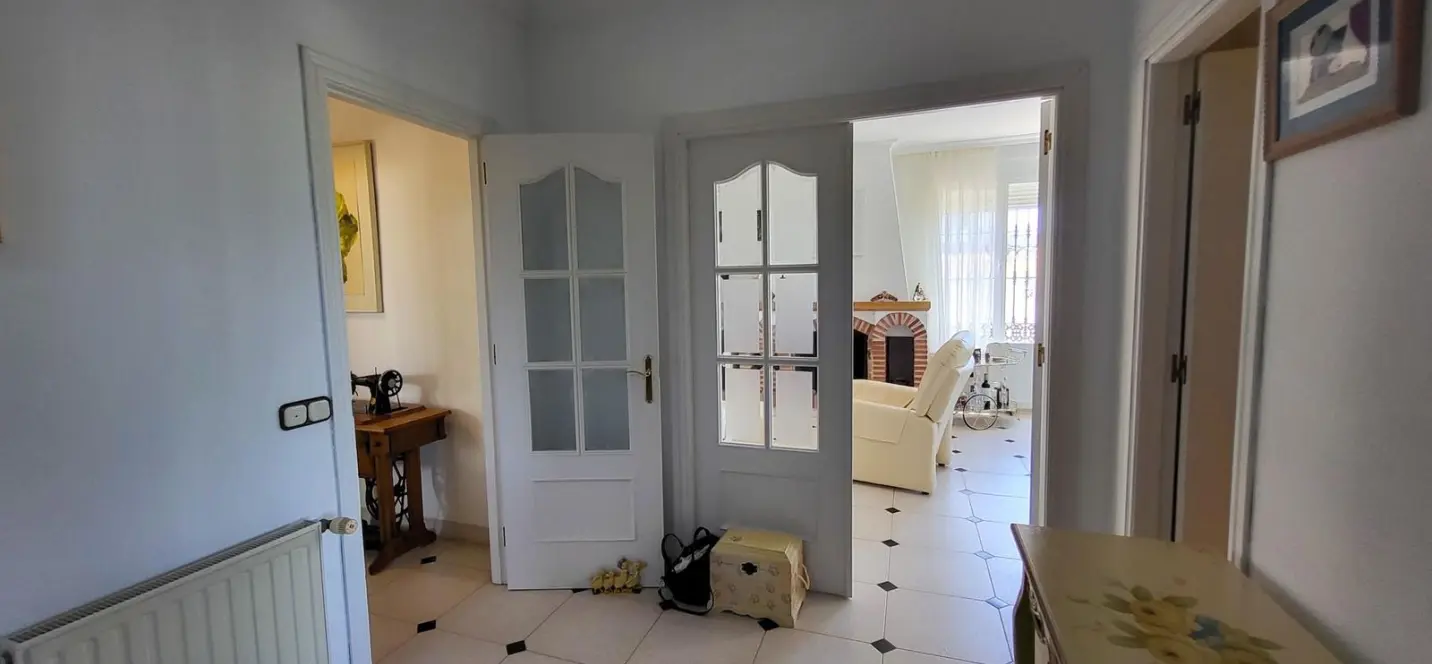 Venta de villa independiente en Elviria 4