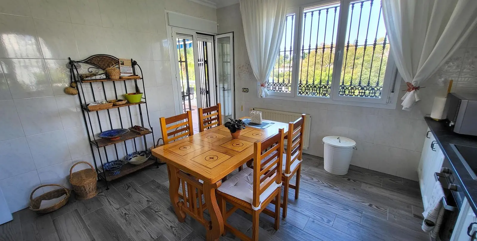Venta de villa independiente en Elviria 10