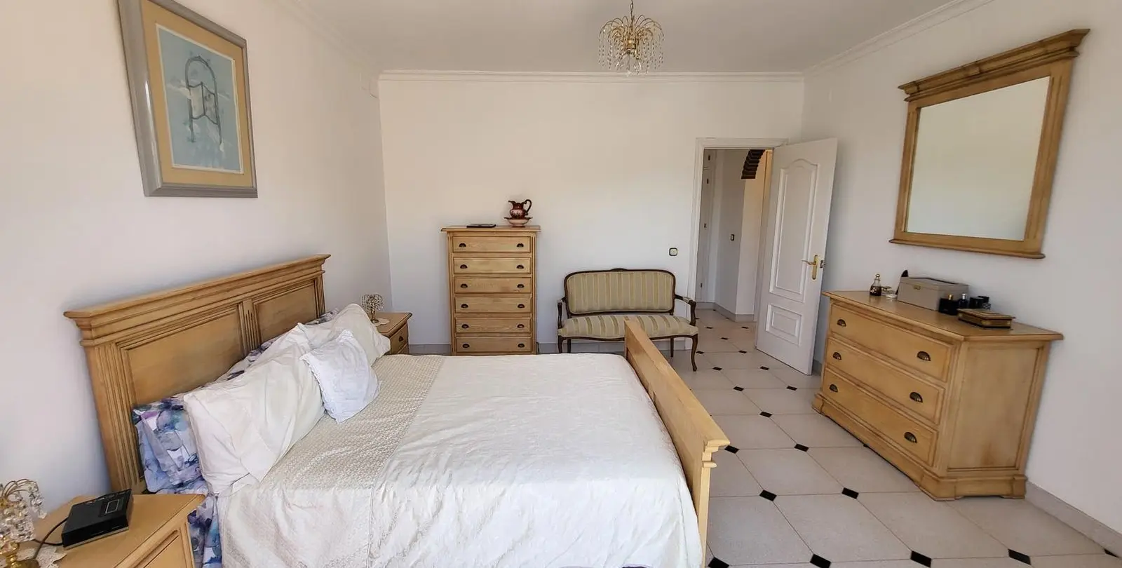 Venta de villa independiente en Elviria 20
