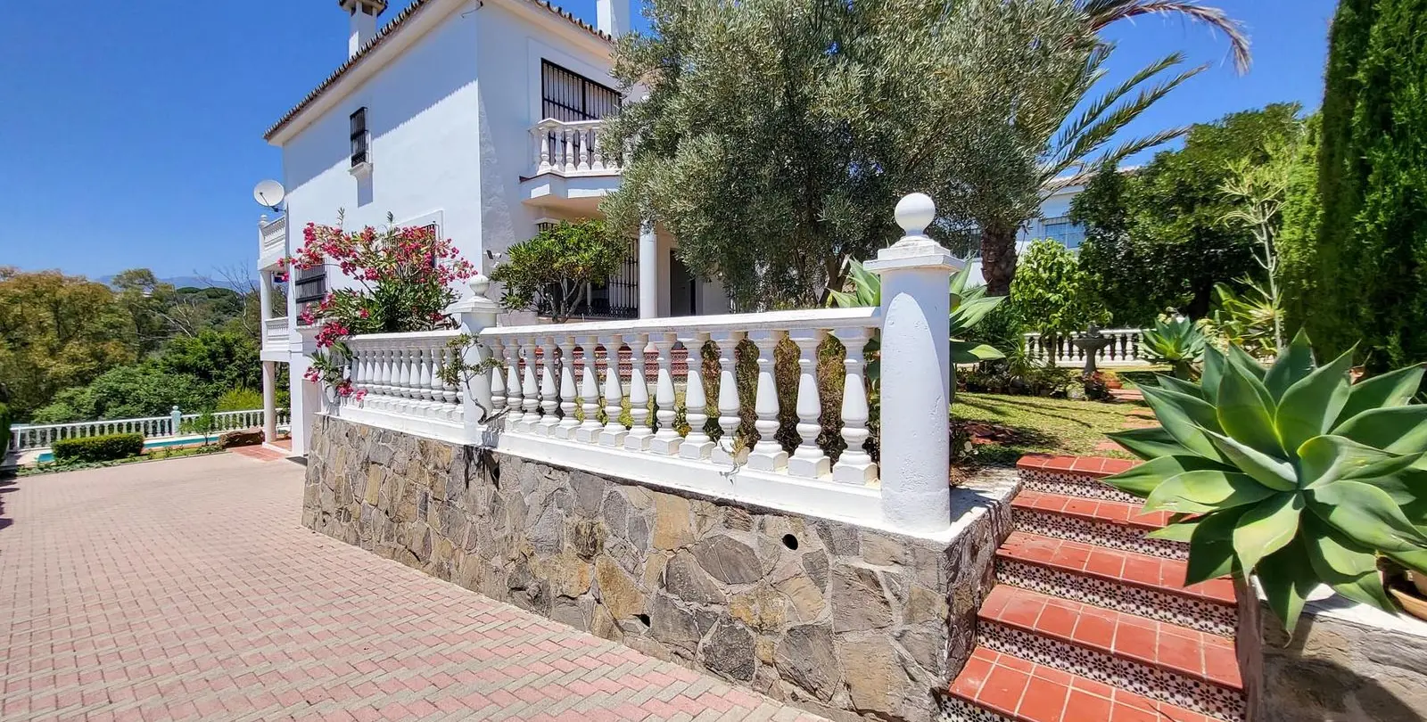 Venta de villa independiente en Elviria 29