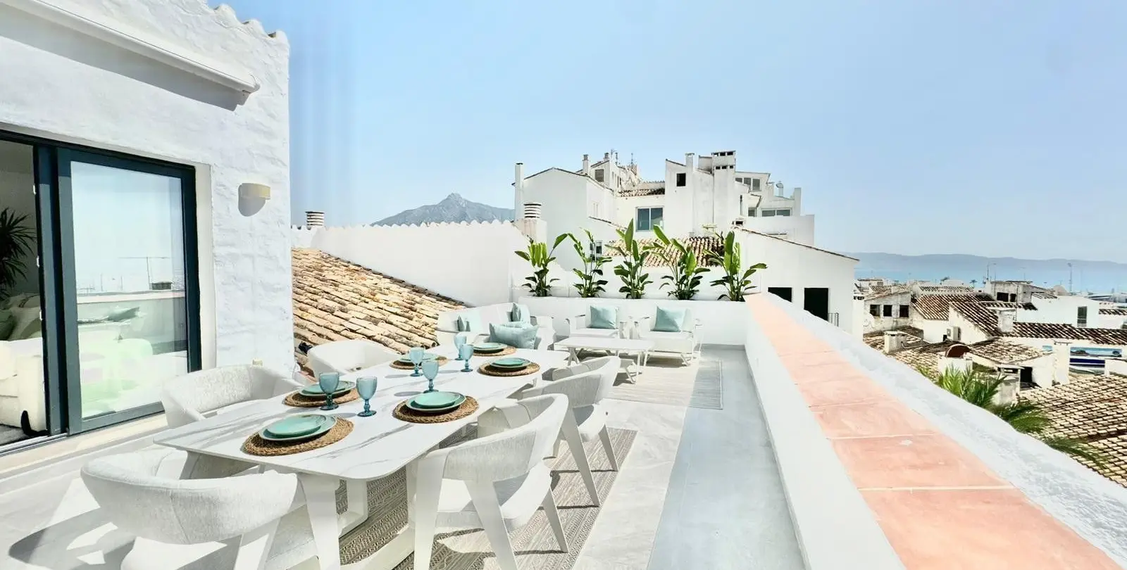 Продажа апартаментов на среднем этаже в Puerto Banús 14