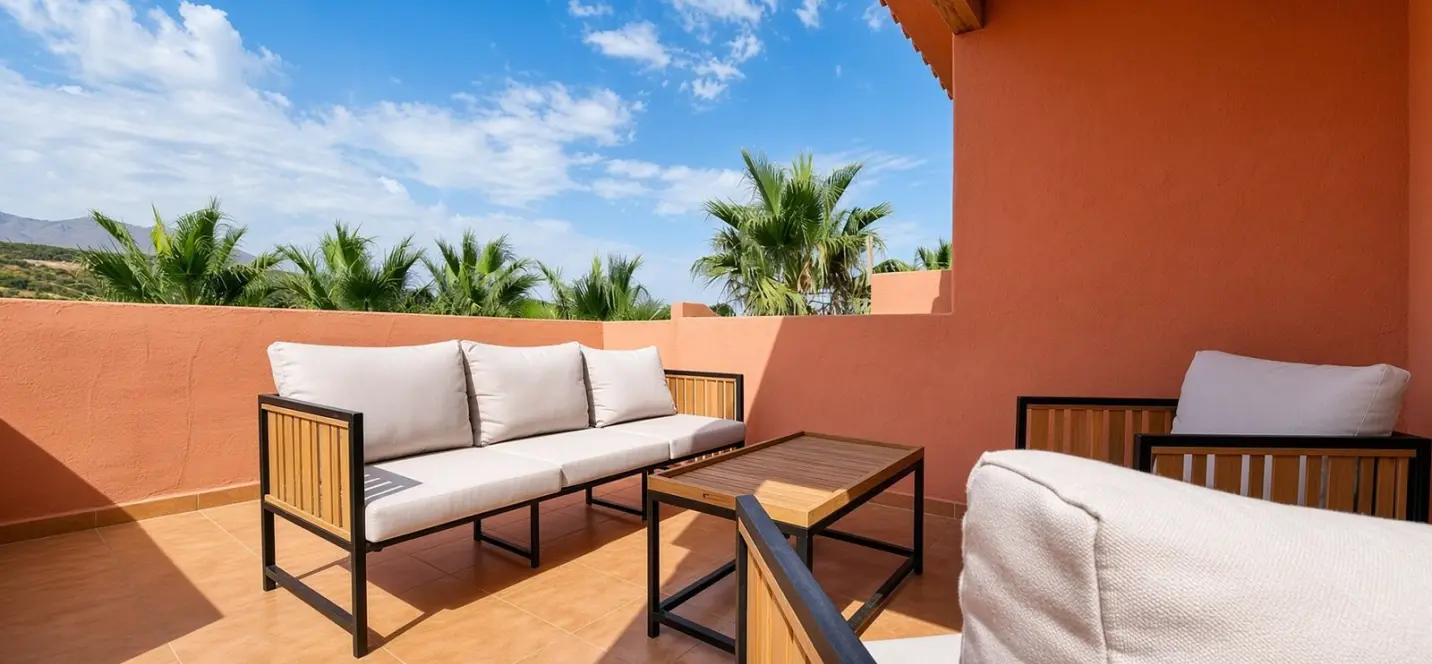 Venta de ático en Casares 1