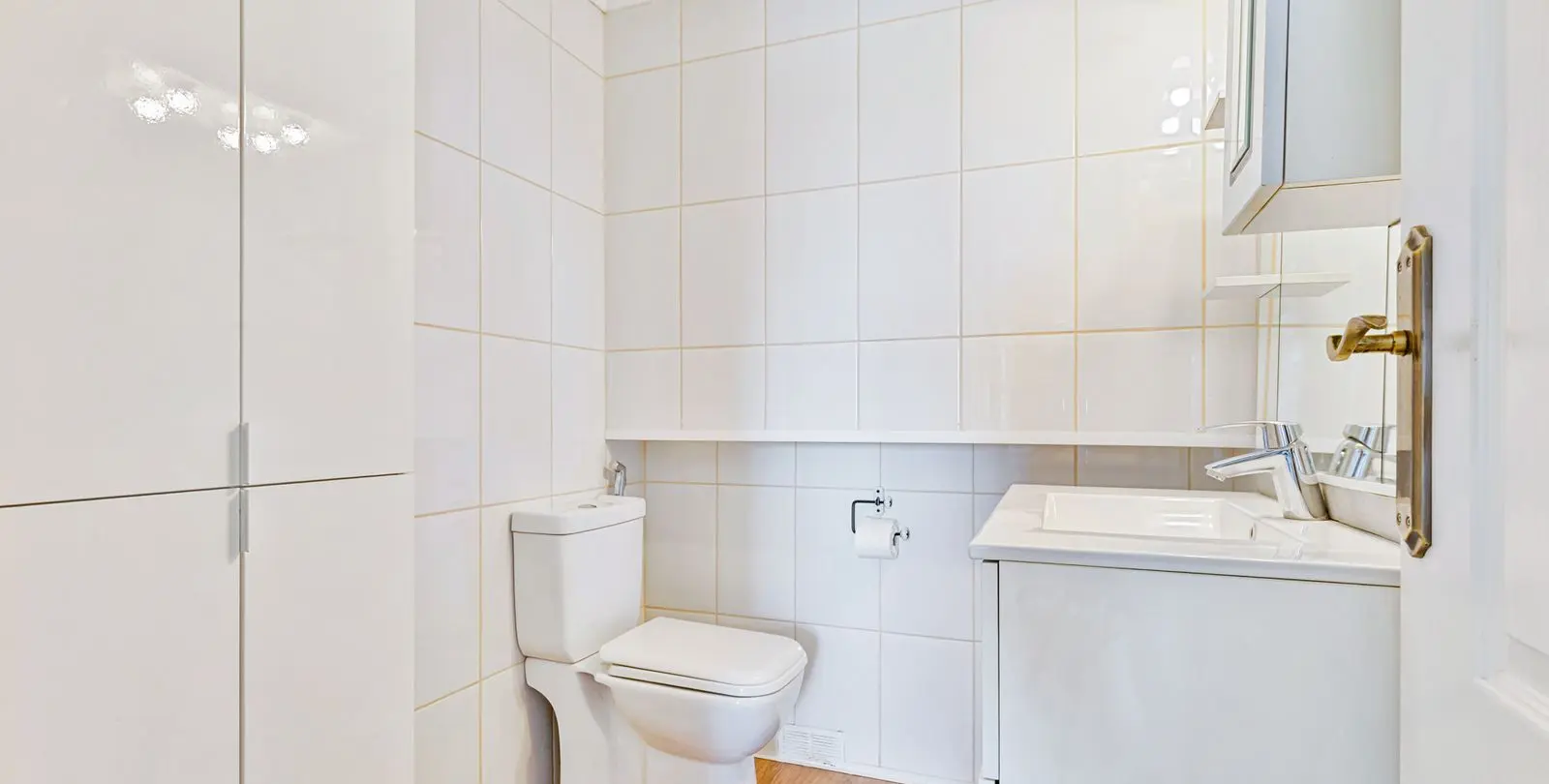Sale of middle floor apartment in Los Boliches 12