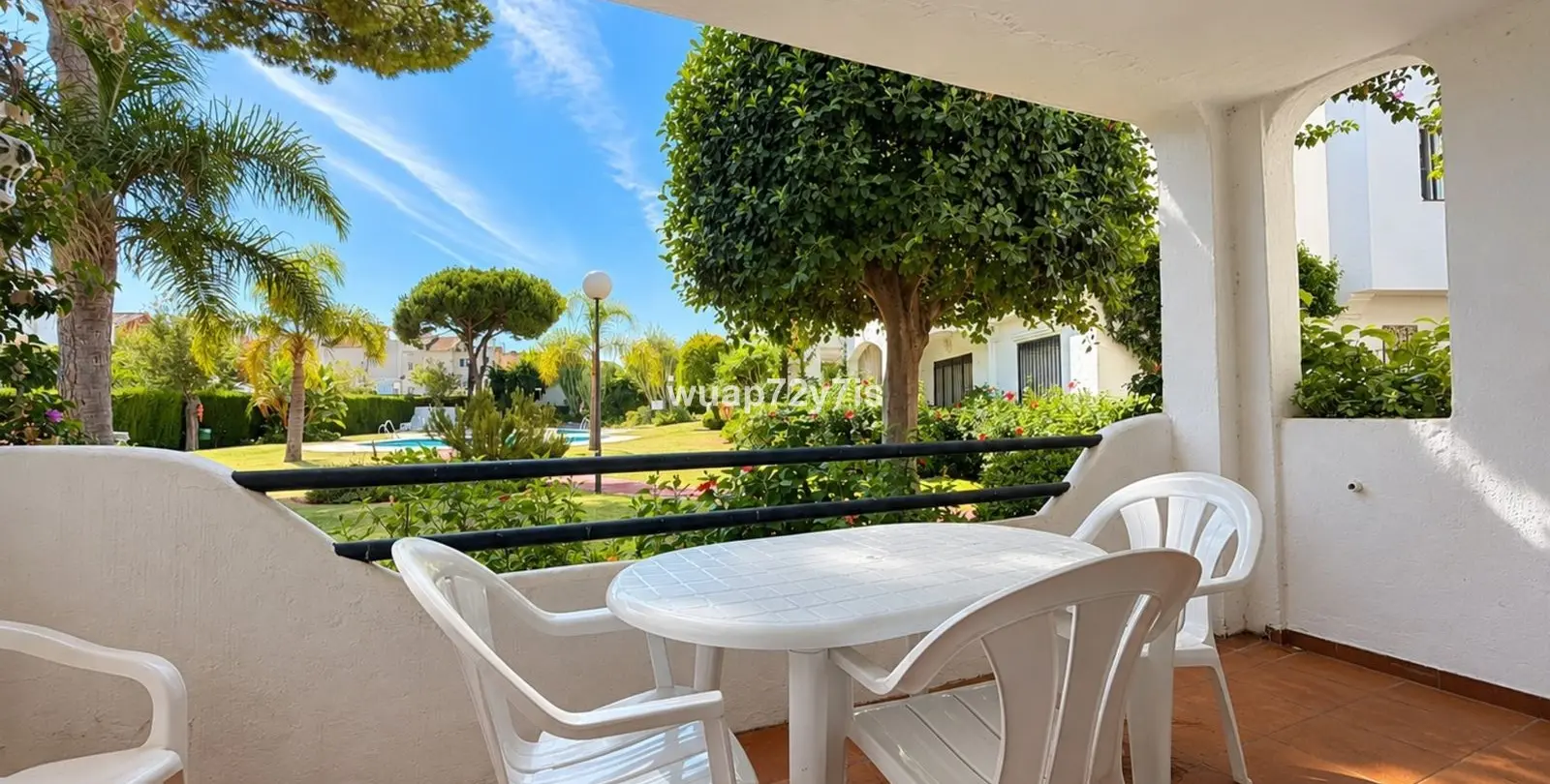 Venta de apartamento en planta baja en Costalita 1