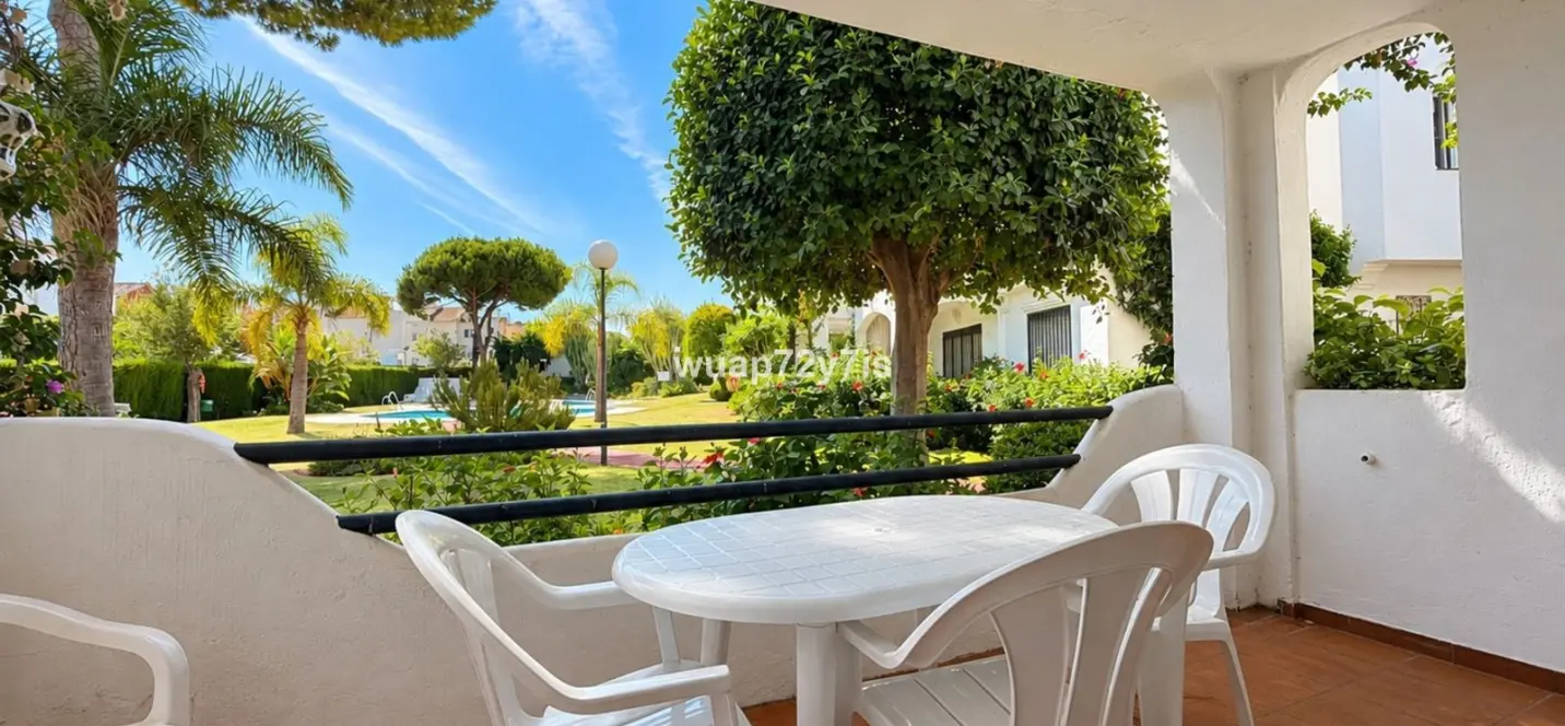 Venta de apartamento en planta baja en Costalita 0