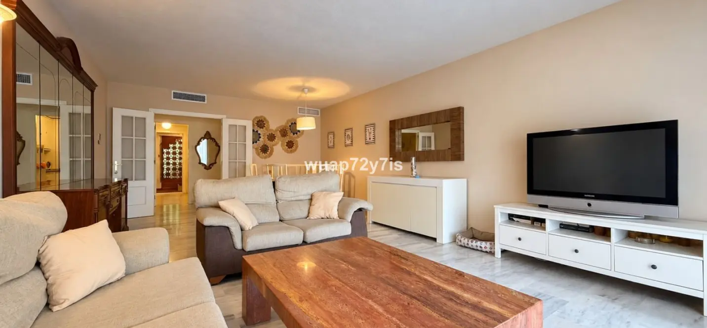 Venta de apartamento en planta baja en Costalita 3