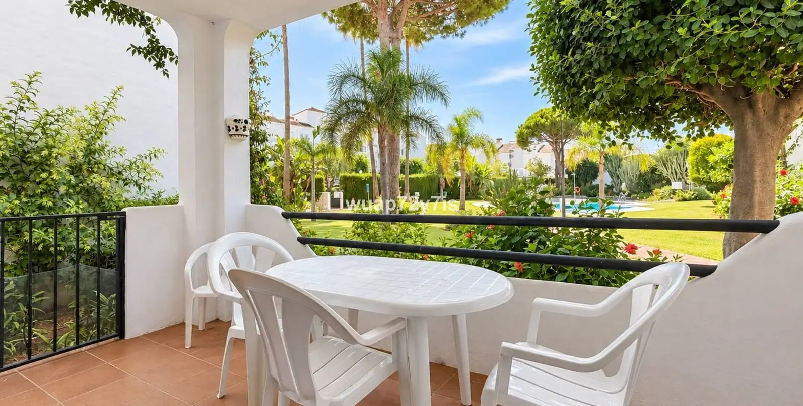 Venta de apartamento en planta baja en Costalita 10