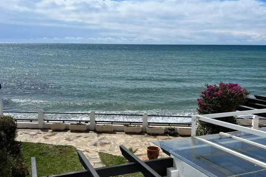 Image 6 thumb