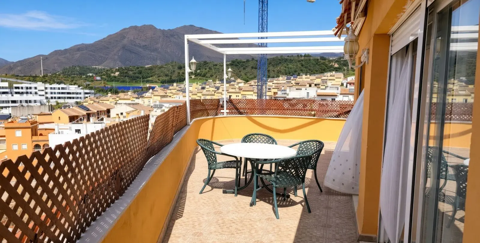 Venta de ático en Estepona 10