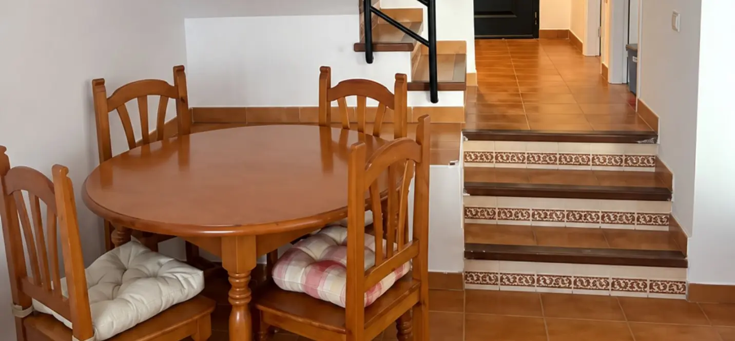 Venta de adosado en Casares 4