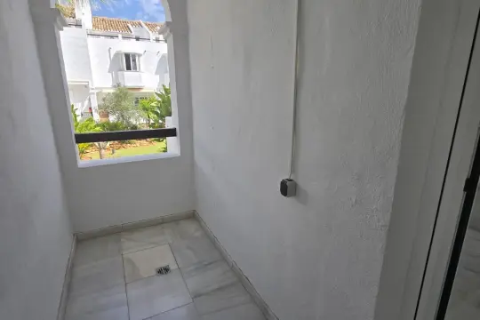 Image 13 thumb