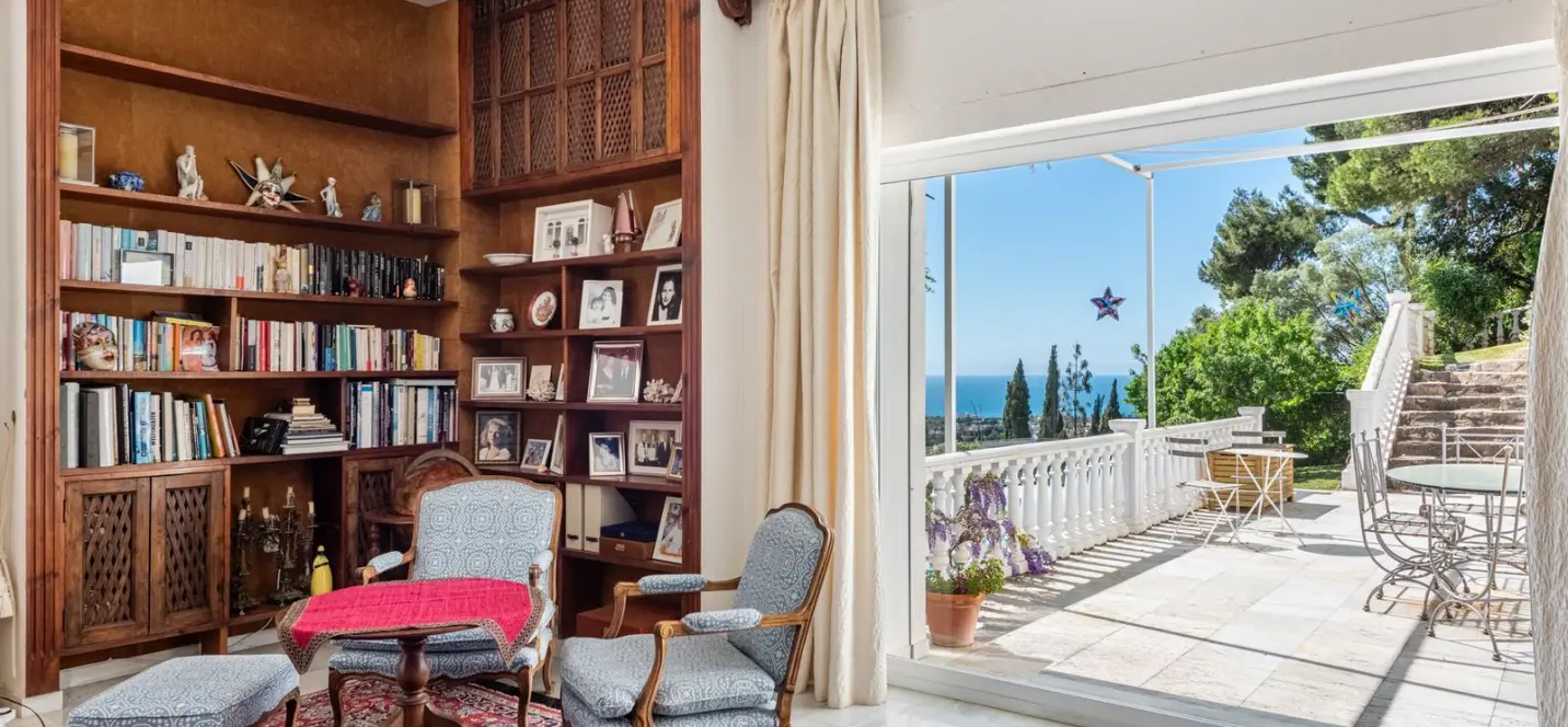 Venta de villa independiente en Marbella 1