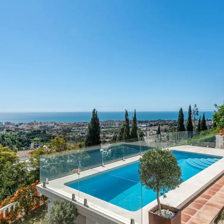 Venta de villa independiente en Marbella