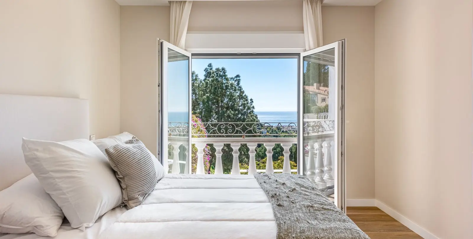 Venta de villa independiente en Marbella 10