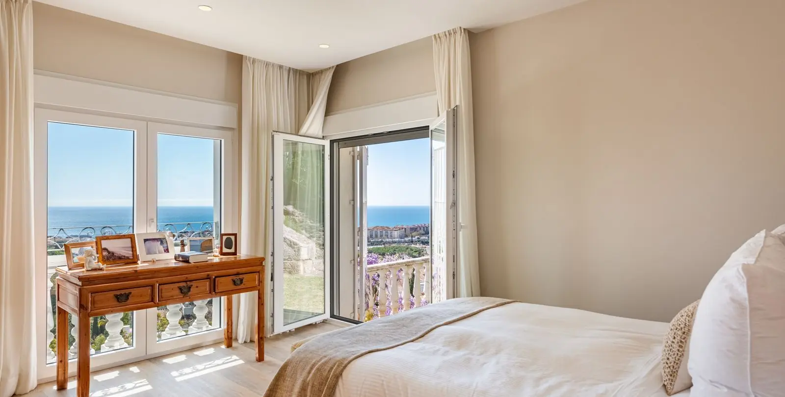Sale of detached villa in Marbella 8