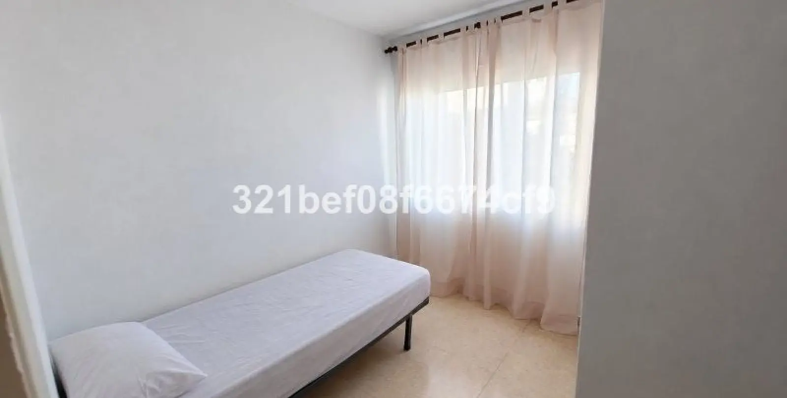 Venta de apartamento en planta media en Teatinos 4