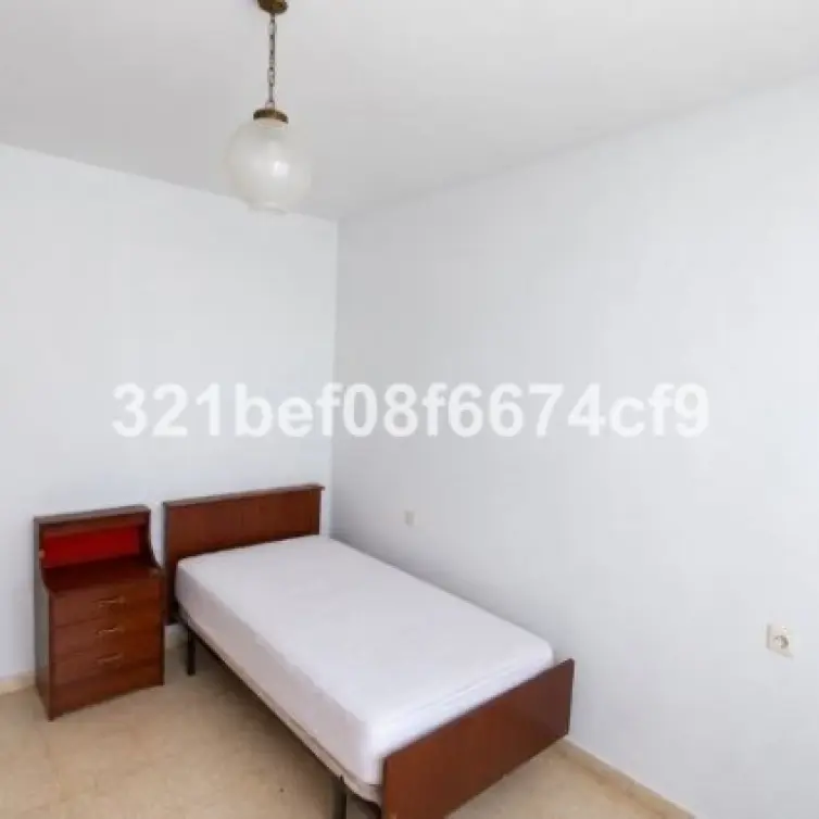 Venta de apartamento en planta media en Teatinos