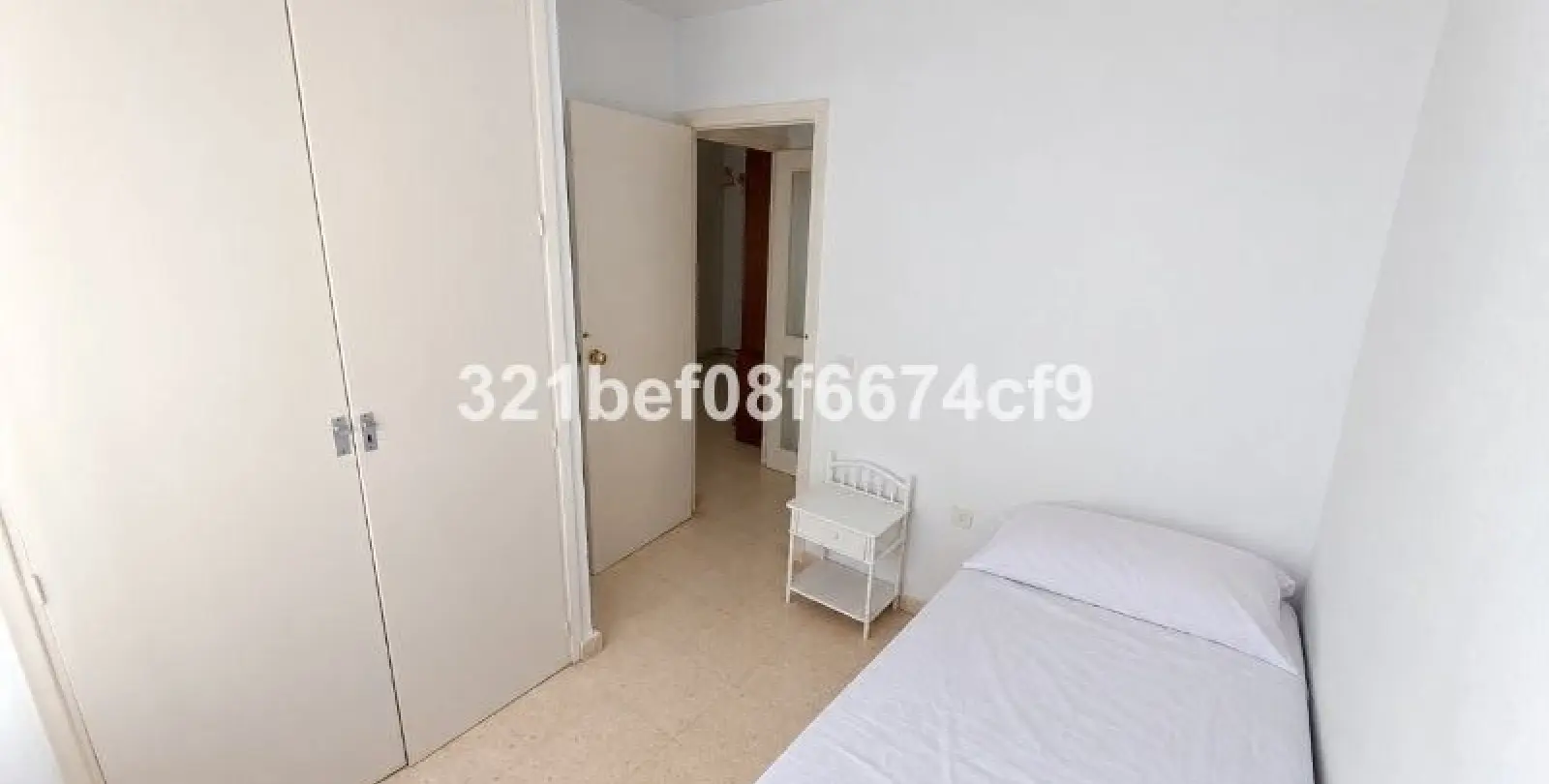Venta de apartamento en planta media en Teatinos 13