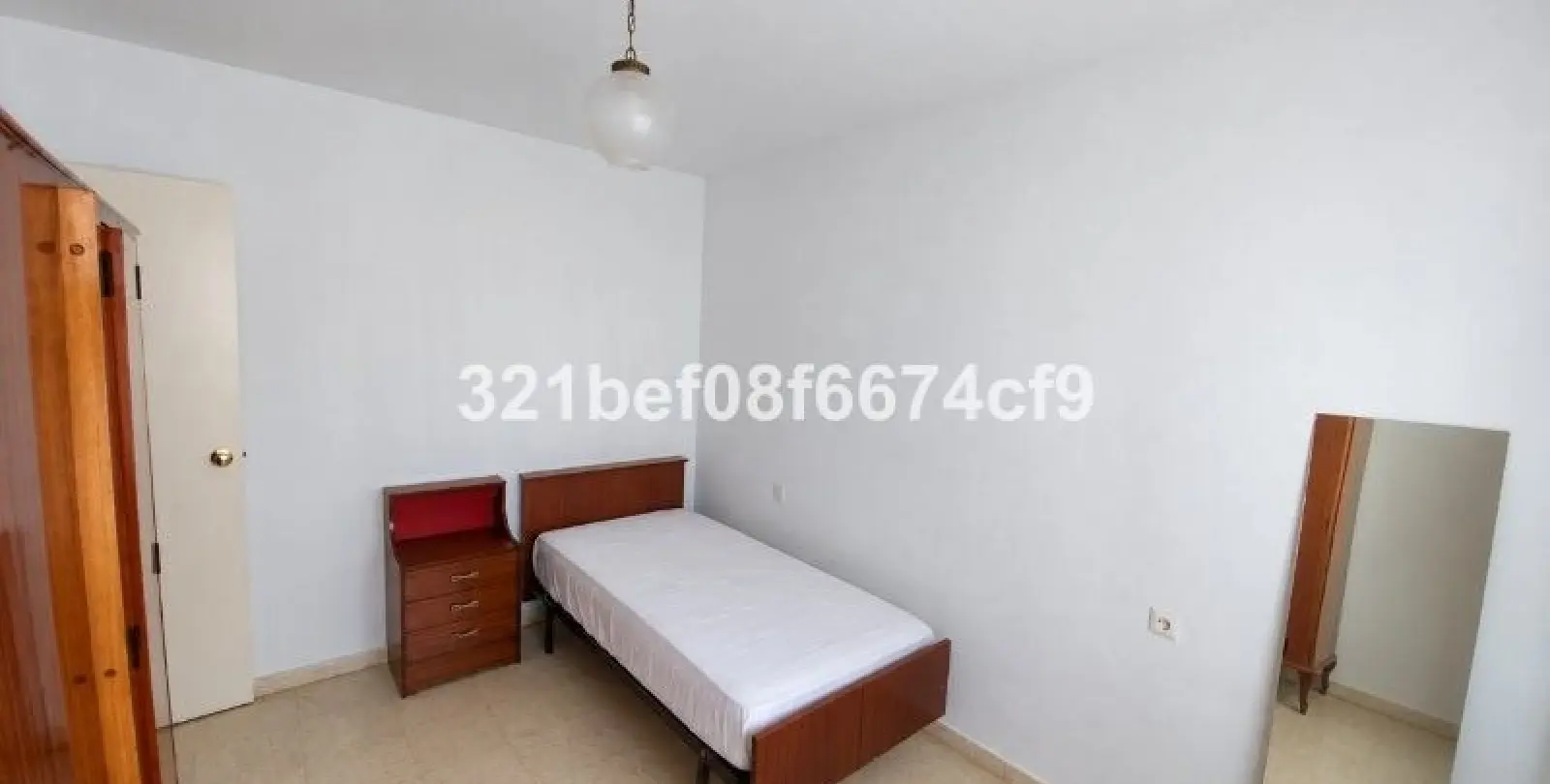 Venta de apartamento en planta media en Teatinos 14