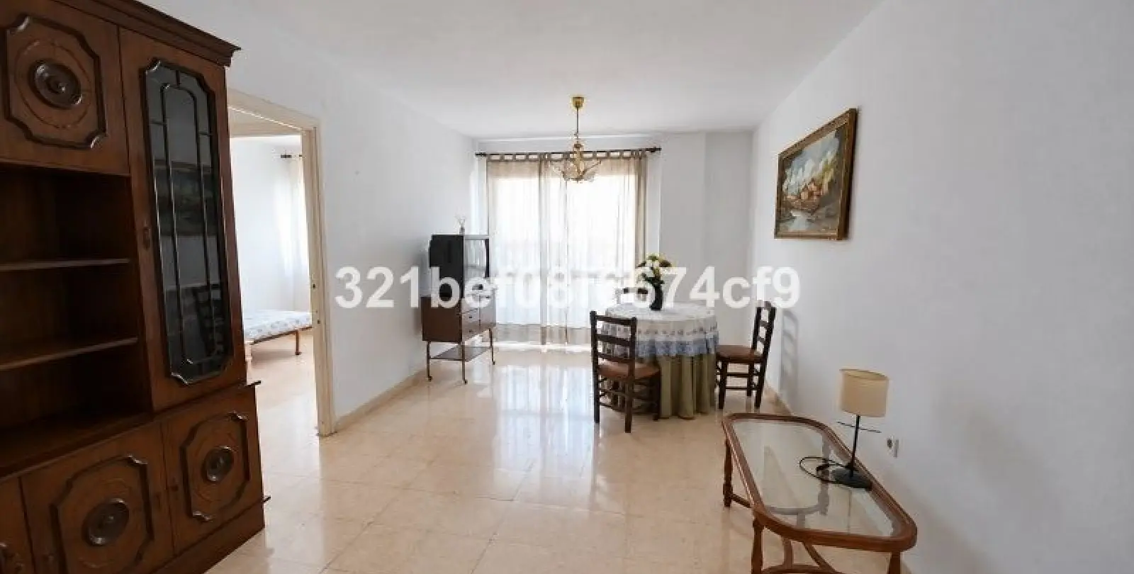 Venta de apartamento en planta media en Teatinos 19