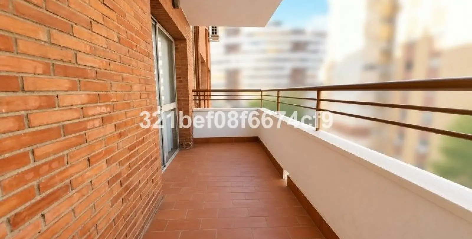 Venta de apartamento en planta media en Teatinos 26