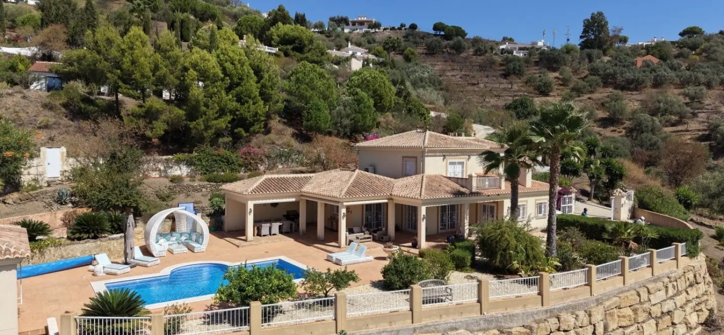 Venta de villa independiente en Arenas 0