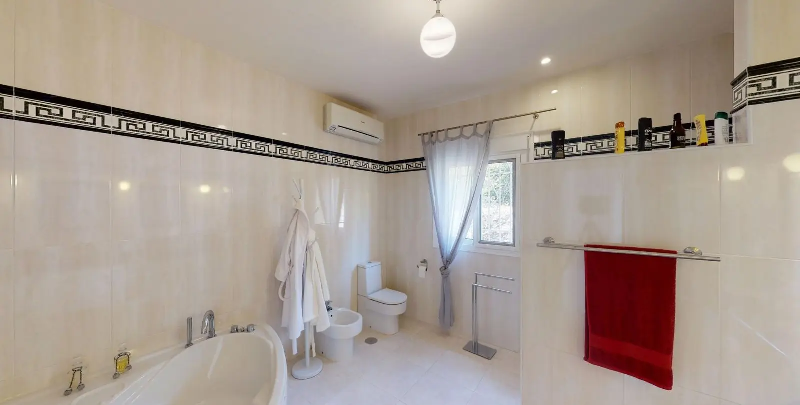 Venta de villa independiente en Arenas 25