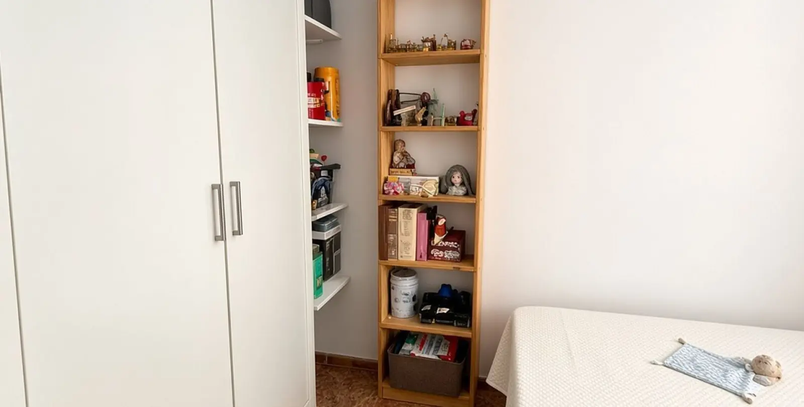 Sale of ground floor apartment in Cancelada 21