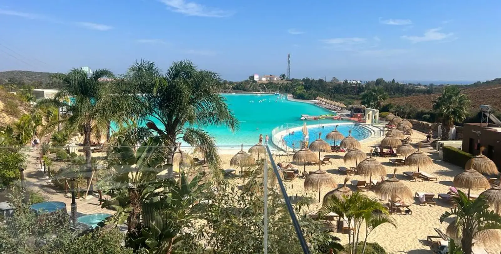 Sale of middle floor apartment in Estepona 31