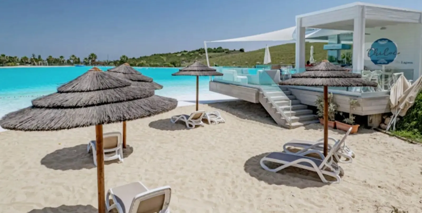 Sale of middle floor apartment in Estepona 40