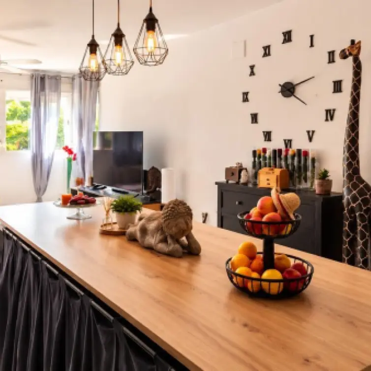 Venta de apartamento en planta media en Estepona