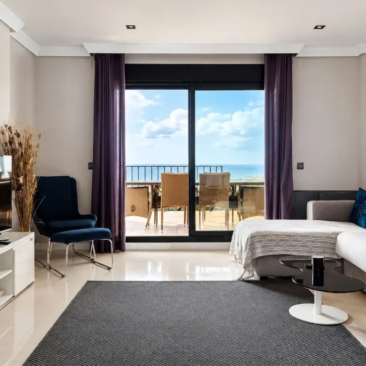 Sale of ground floor apartment in Doña Julia