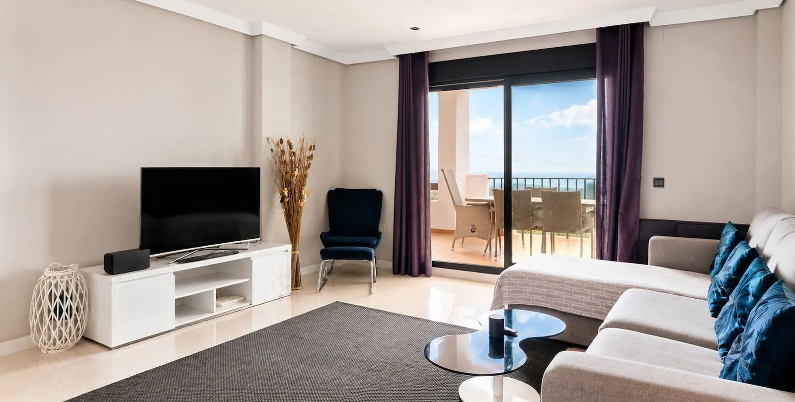 Venta de apartamento en planta baja en Doña Julia 3