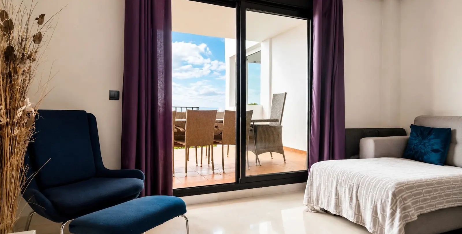 Venta de apartamento en planta baja en Doña Julia 4
