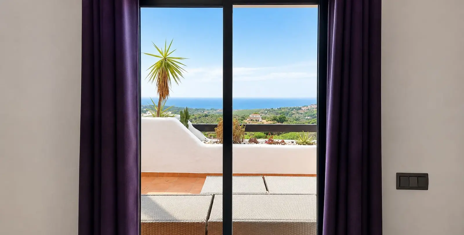 Venta de apartamento en planta baja en Doña Julia 6