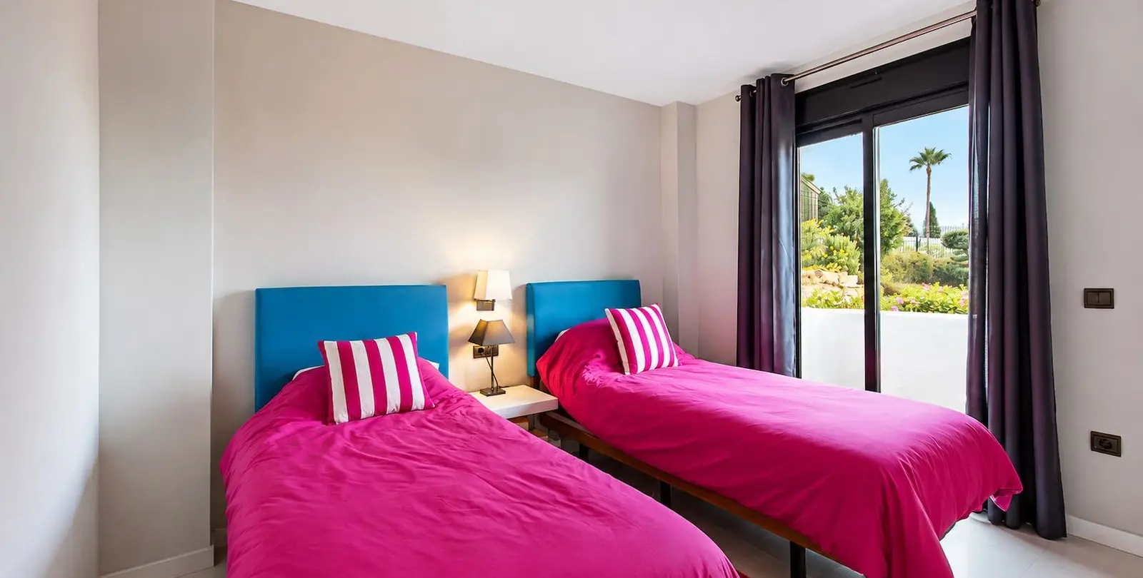 Venta de apartamento en planta baja en Doña Julia 12