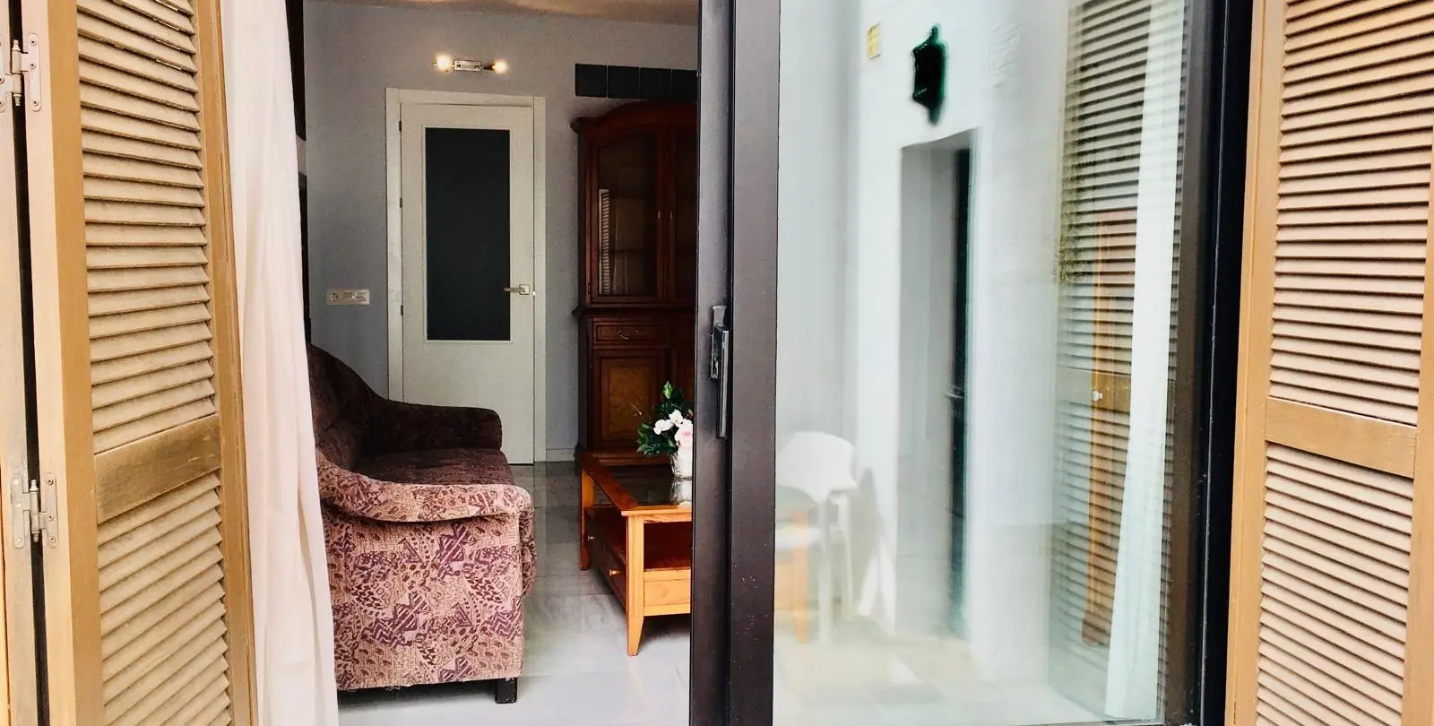 Sale of ground floor apartment in The Golden Mile 3