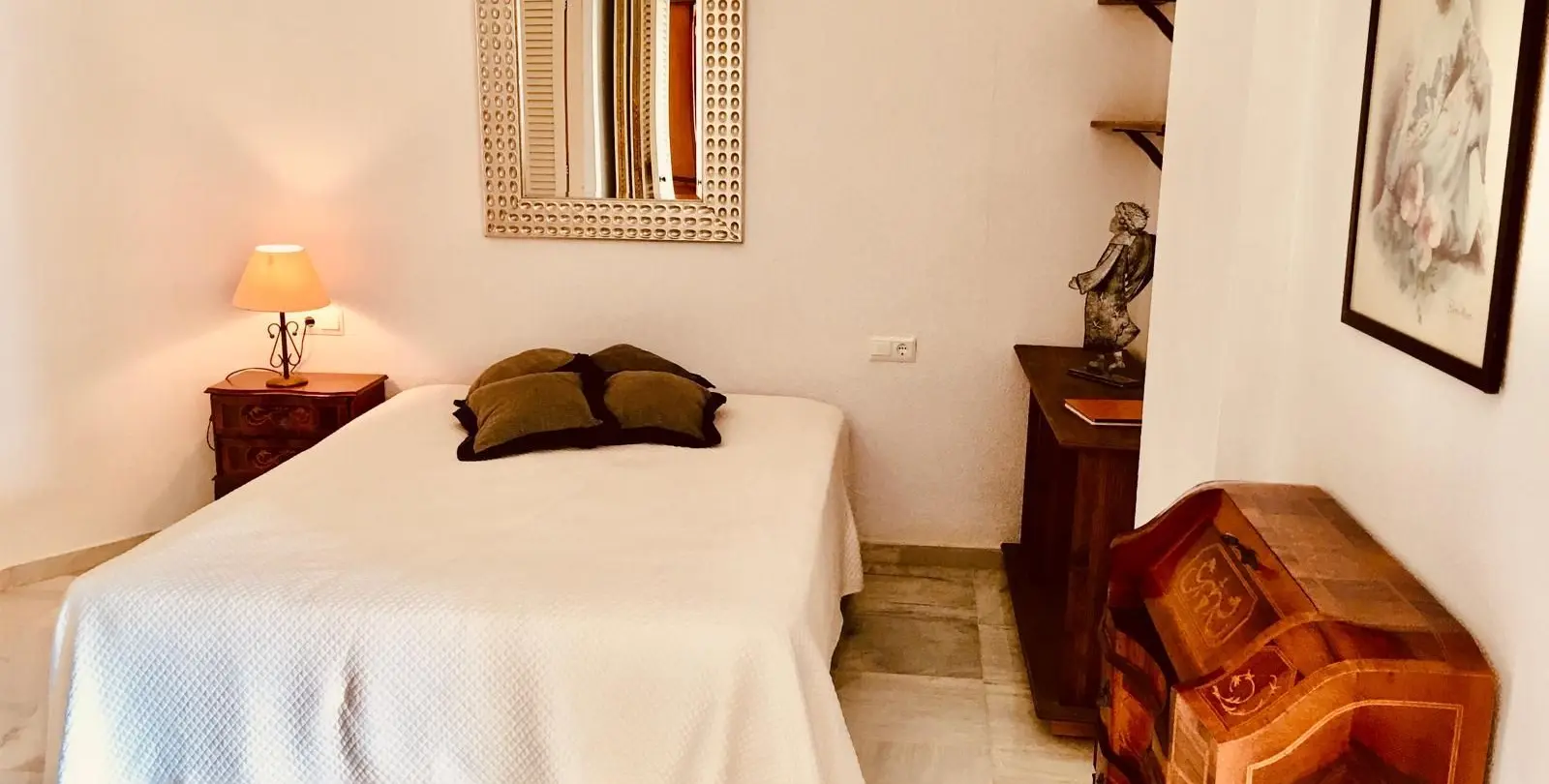 Sale of ground floor apartment in The Golden Mile 6