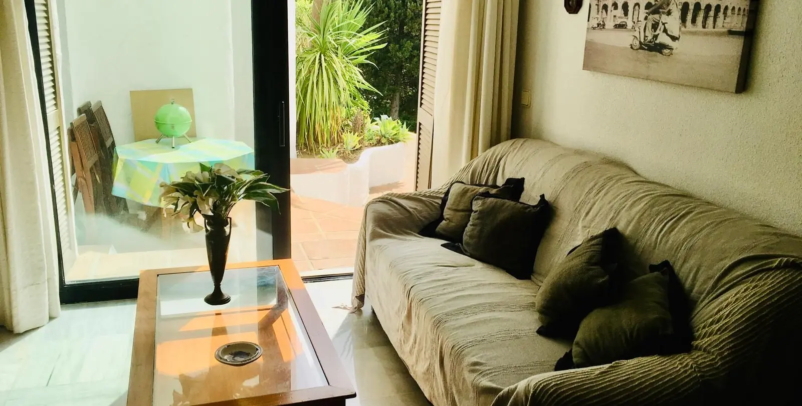 Sale of ground floor apartment in The Golden Mile 7