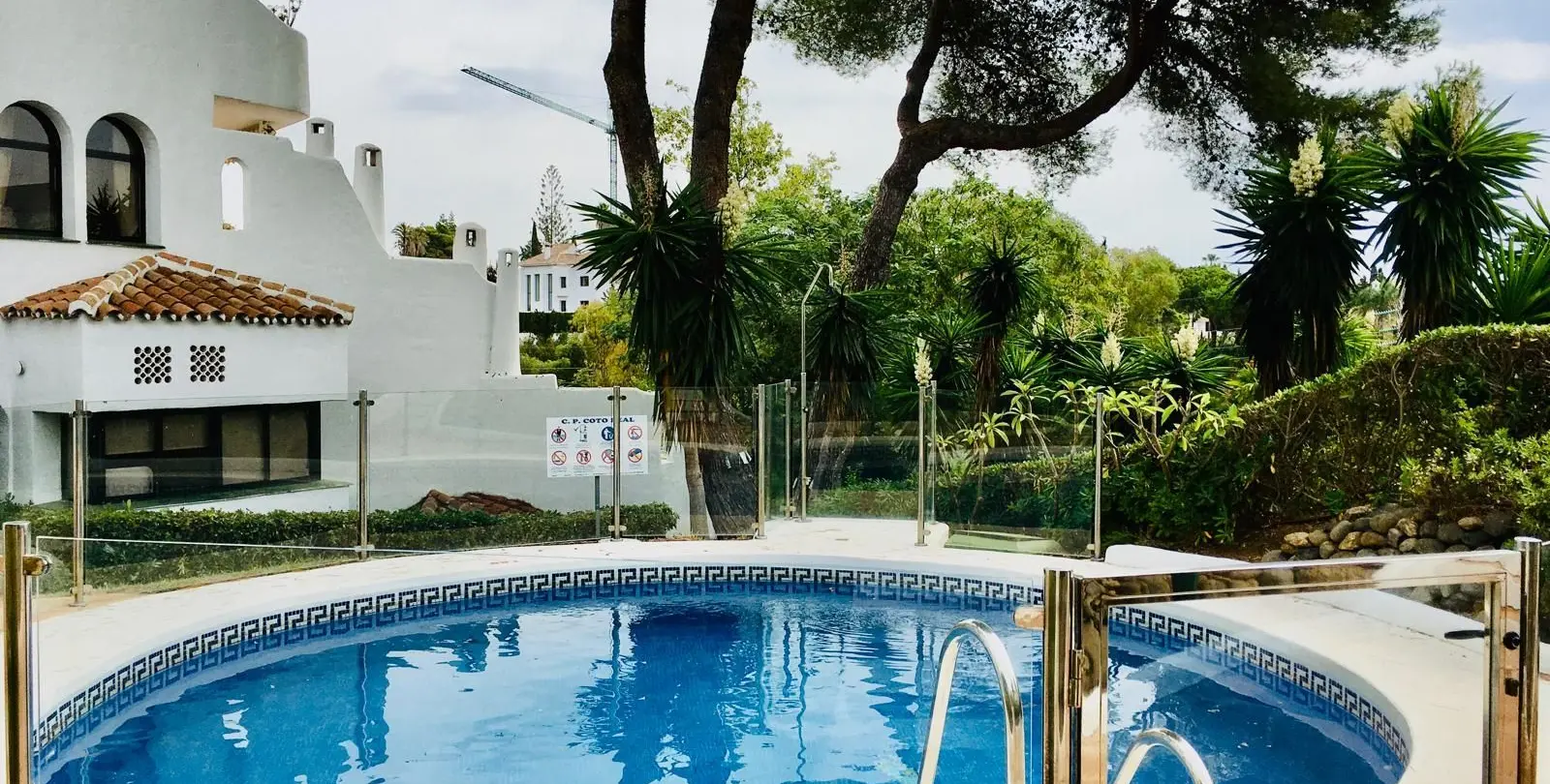 Sale of ground floor apartment in The Golden Mile 21