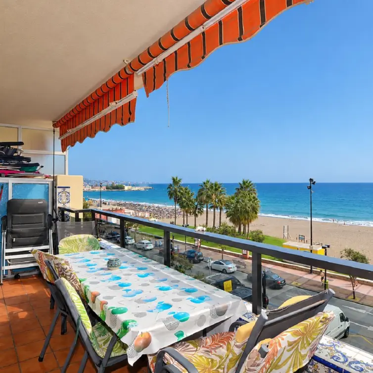 Продажа апартаментов на среднем этаже в Fuengirola