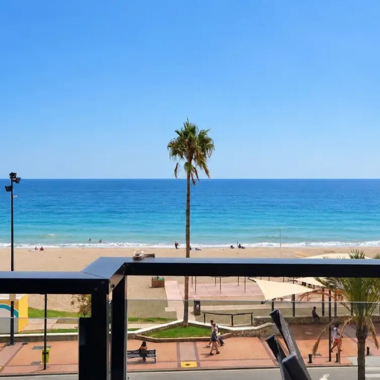 Продажа апартаментов на среднем этаже в Fuengirola
