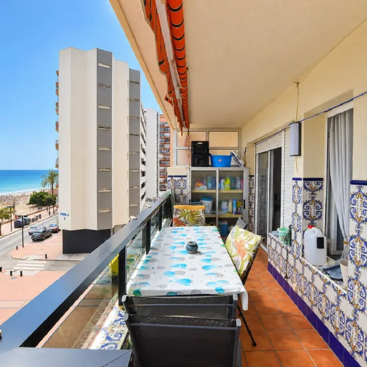 Продажа апартаментов на среднем этаже в Fuengirola
