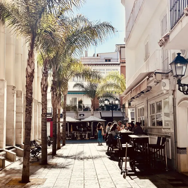 Продажа апартаментов на среднем этаже в Fuengirola